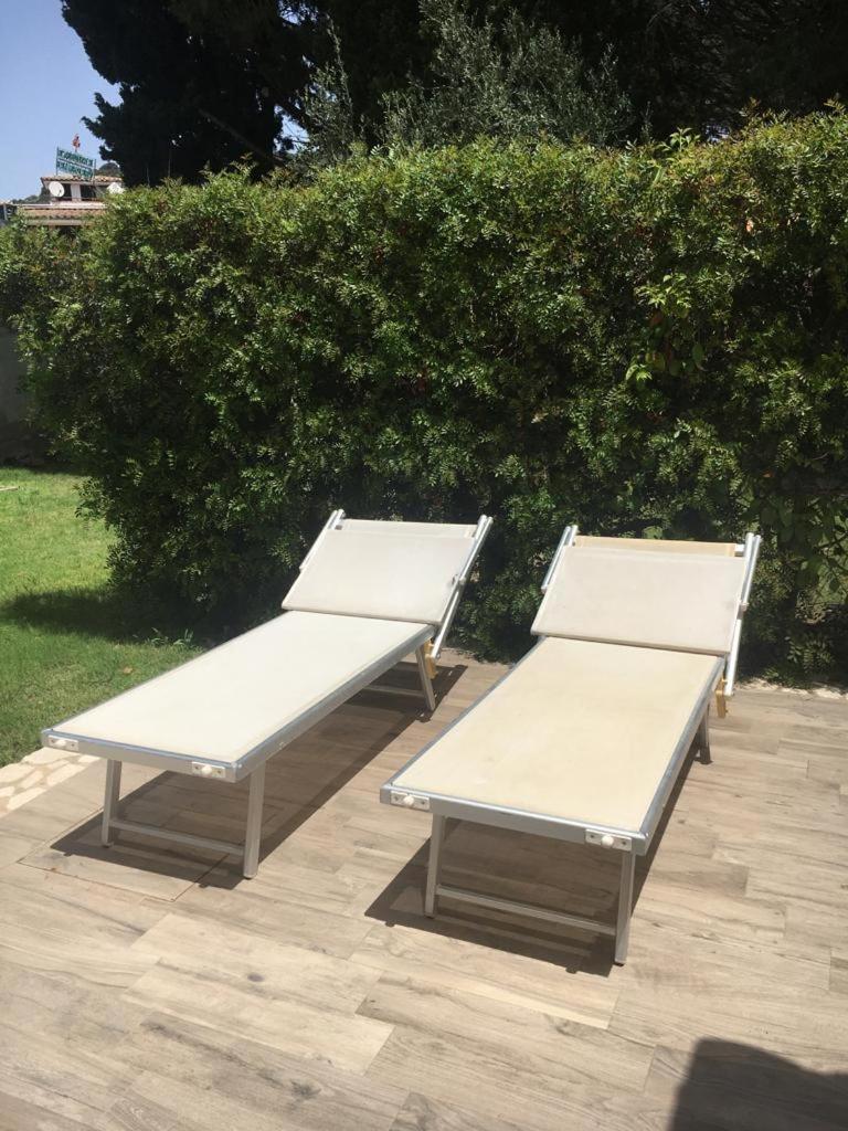 Domu Carmela Villa Villasimius Buitenkant foto